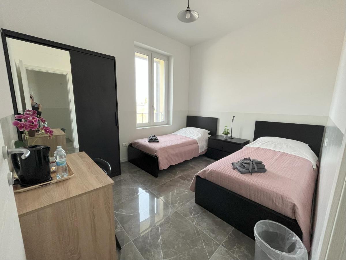 Welcome Milano Guest House Buitenkant foto