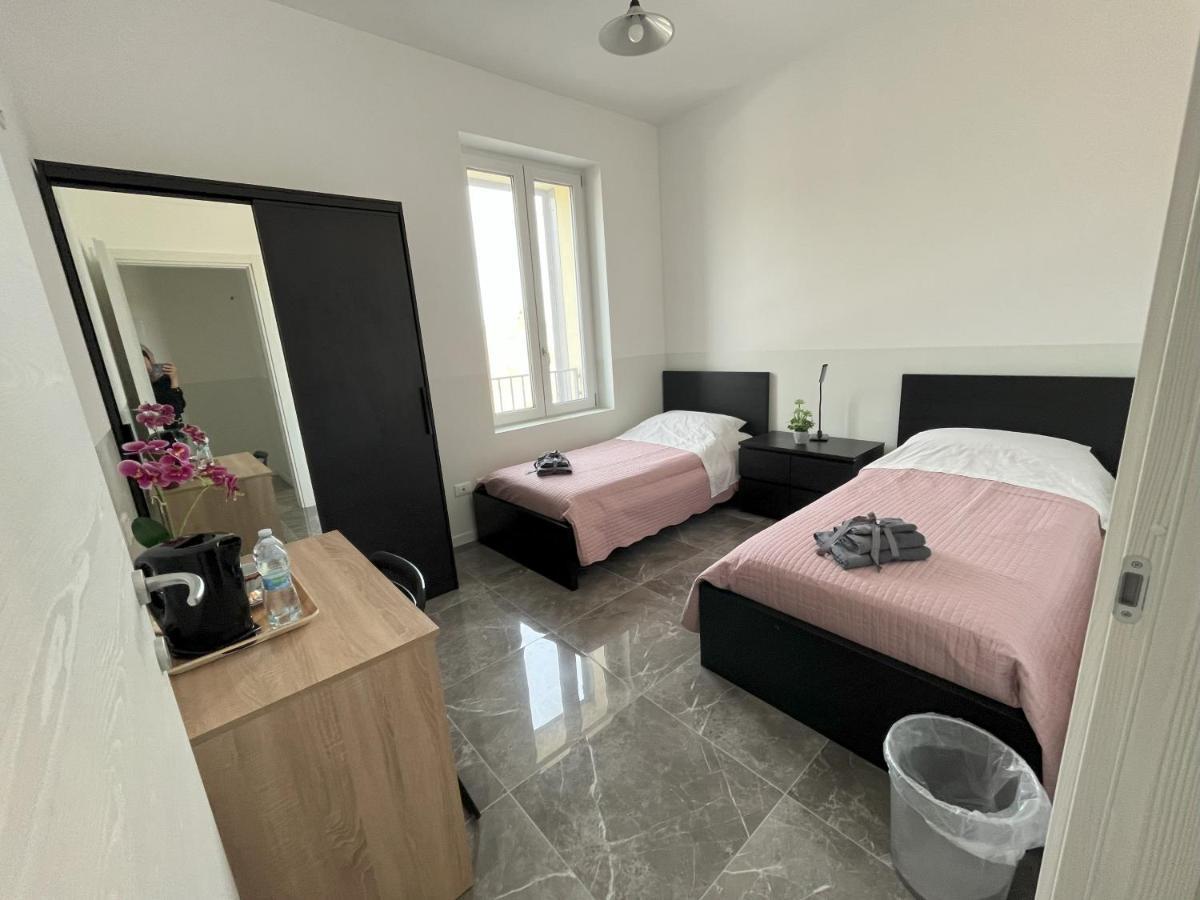 Welcome Milano Guest House Buitenkant foto