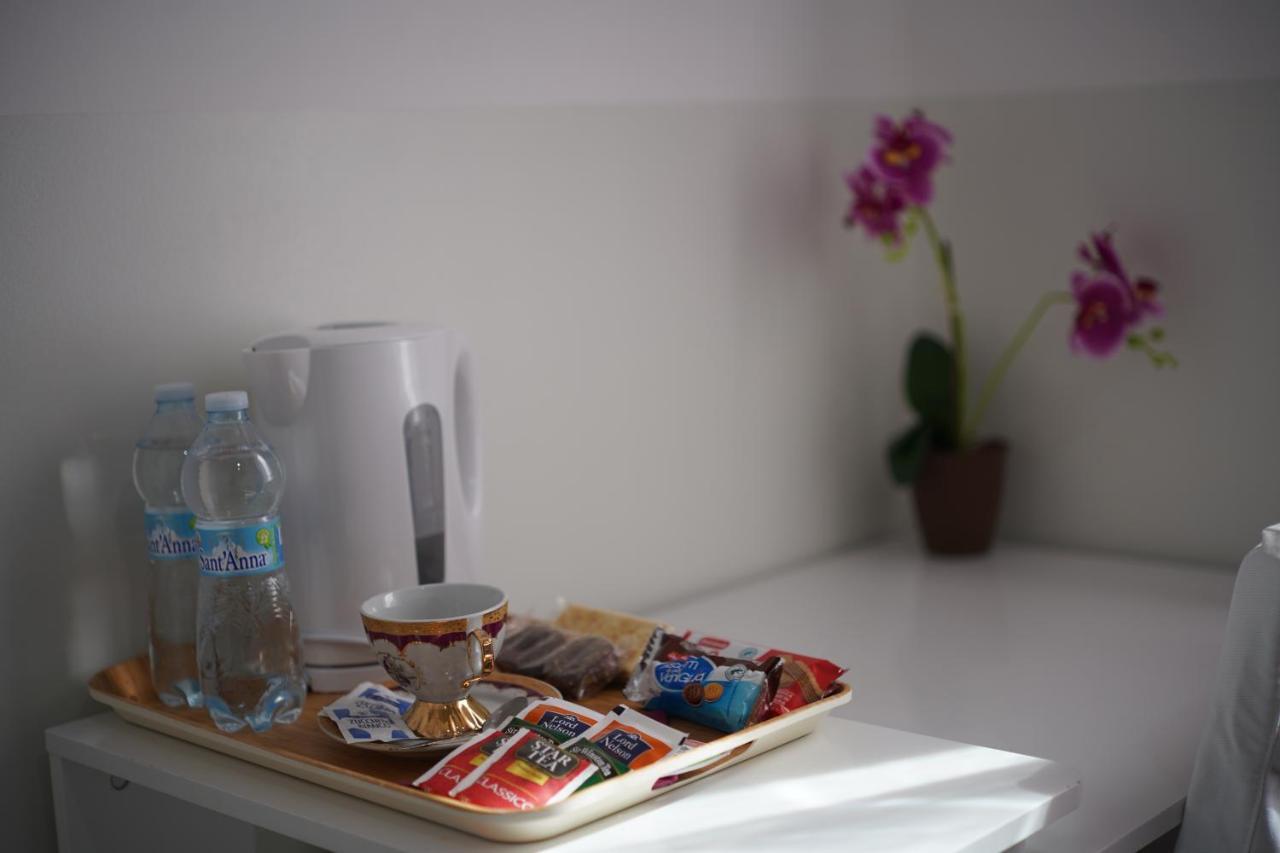 Welcome Milano Guest House Buitenkant foto