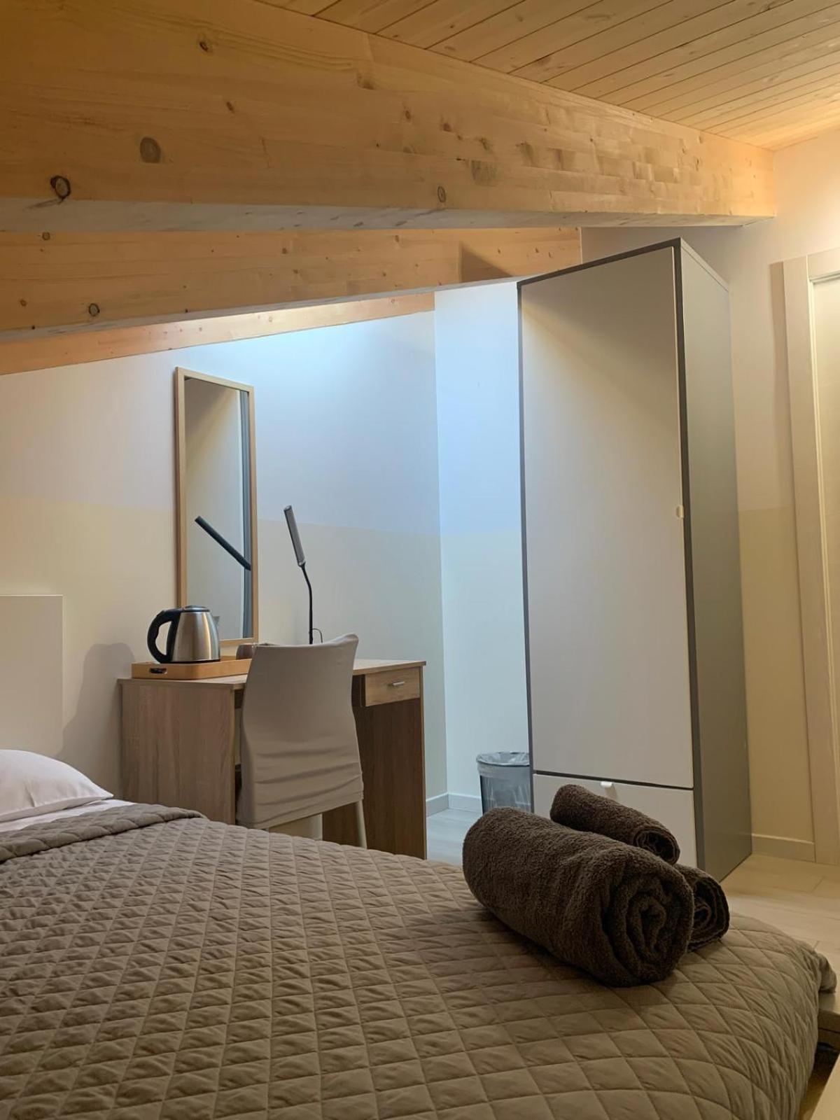 Welcome Milano Guest House Buitenkant foto